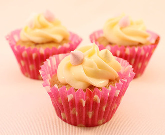 Luscious Peach Cupcakes