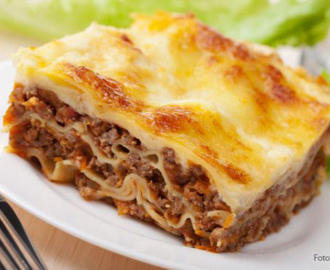 Hjemmelaget saftig lasagne..