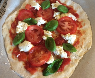 PIZZA MARGHERITA