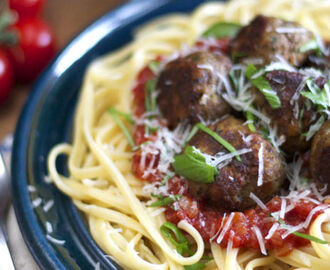 Kjøp Pasta og italienske kjøttboller i tomatsaus på Kolonial.no