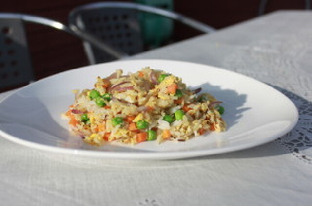 Stekt ris med grønnsaker