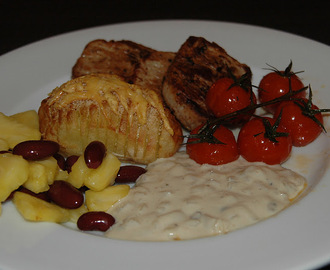 Svinefilet med hasselbackpoteter og grønnpeppersaus