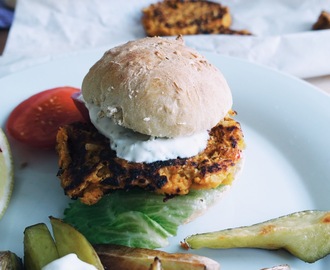 Veggieburger med kikerter og søtpotet