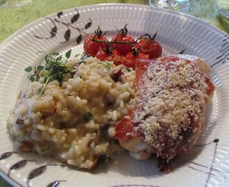 Risotto med spansk pølse og soltørket tomat.