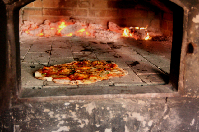 Pizza napolitana
- fordi du fortjener det!