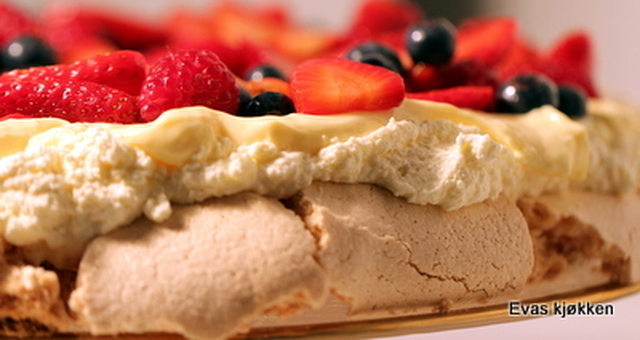 Pavlova er den perfekte 17. Mai kaken