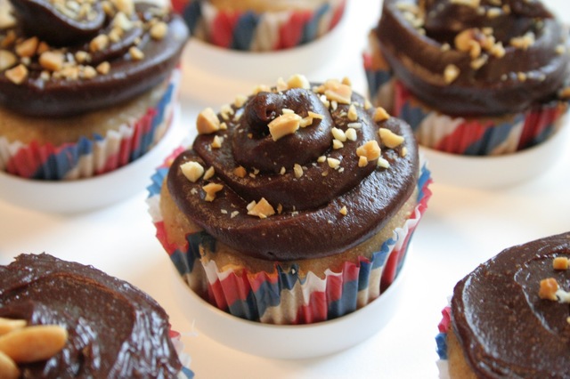 17.mai muffins med en smak av peanøtt og sjokolade