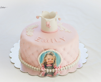 Prinsessekake til en liten prinsesse :)