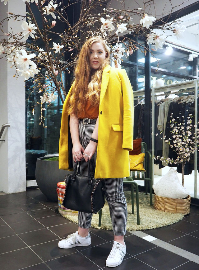 OUTFIT: Yellow Fall Coat