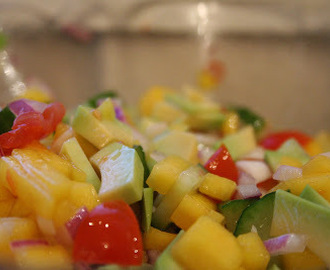 Laks med mangosalsa