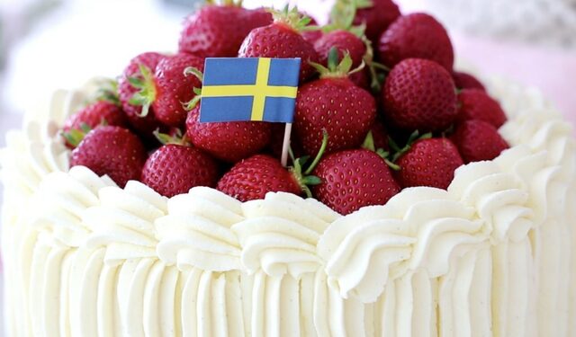 Swedish Midsummer, Strawberry Cream Cake