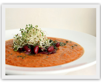 Nydelig tomatsuppe laget på null komma niks!