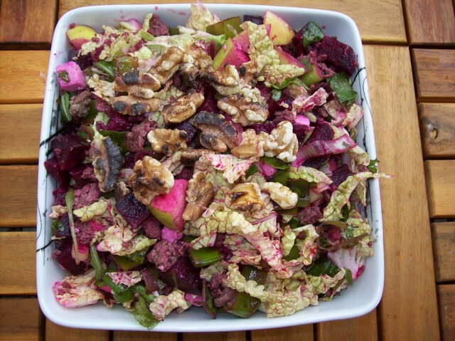 Salat, tzatziki og foccaccia