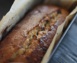 Banankake med mørk sjokolade