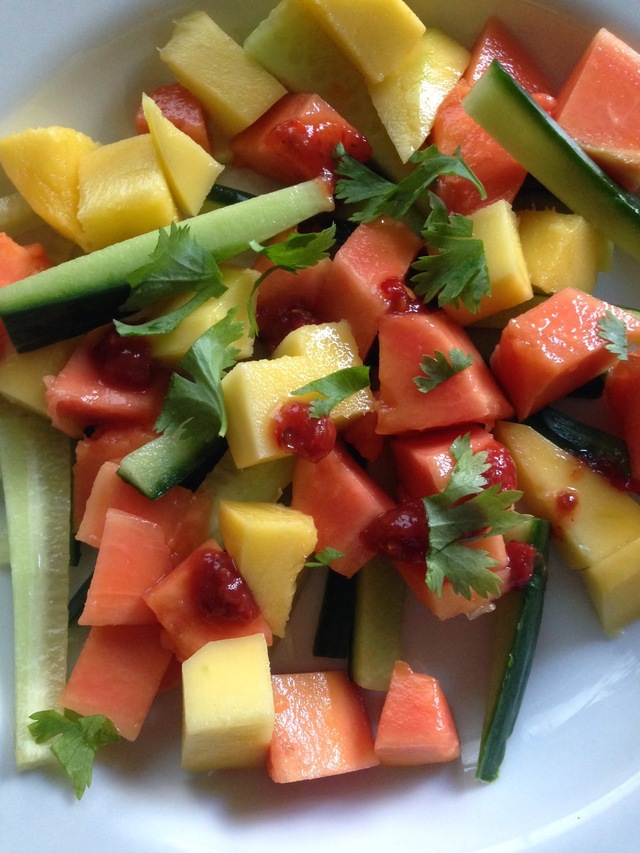 Mango og papaya salat