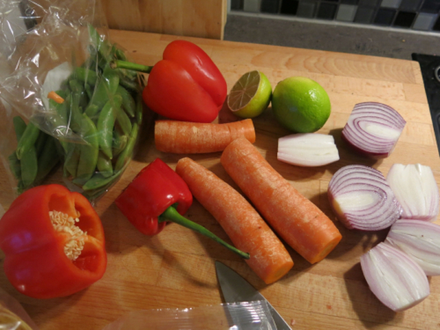 Middagstips: Kremet tagliatelle med scampi og masse grønnsaker