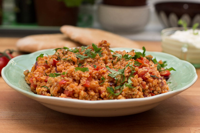 Pilaff med bulgur og kikerter