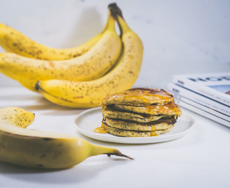 Bananpannekaker med chiafrø