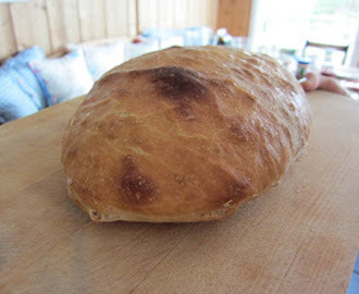 Helgefrokost på hytta - no knead bread