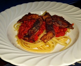 FRITERT MAKRELL MED TOMATSAUS OG LINGUINE