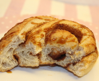 Kanelboller,skillingsboller eller bolle med kanel i svingene – kjært barn har mange navn