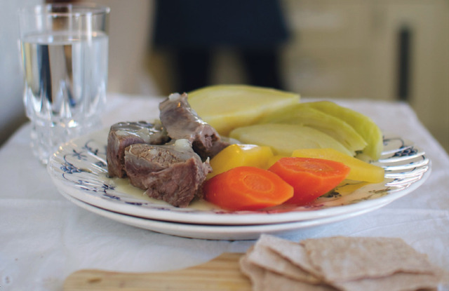 Ferskt kjøt og suppe med klot