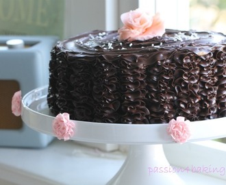 Delicious Ruffle Cake