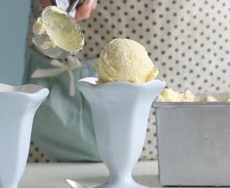 Passion fruit ice cream