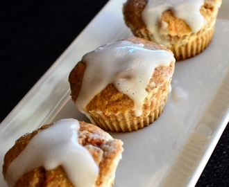 Saftige gulrotmuffins med ostekrem