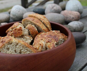 Sprøtt og saftig byggbrød med helkorn