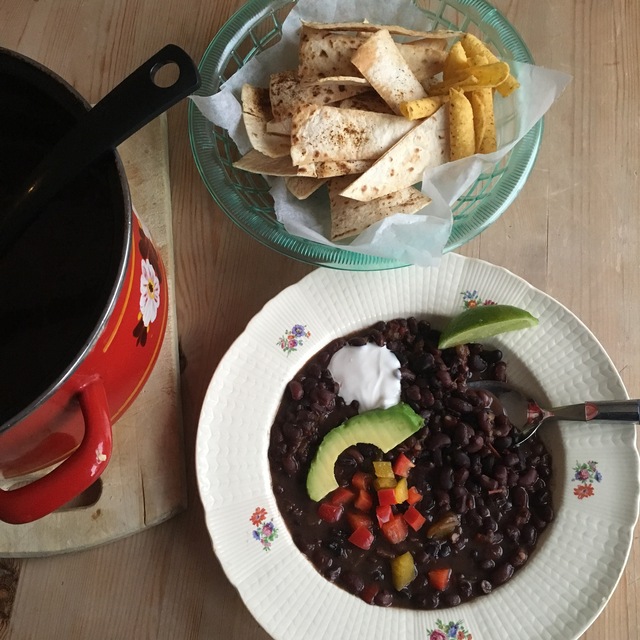 Suppe med svarte bønner – Black bean soup