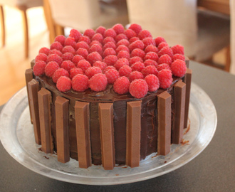 Kviklunsj kake med bringebær