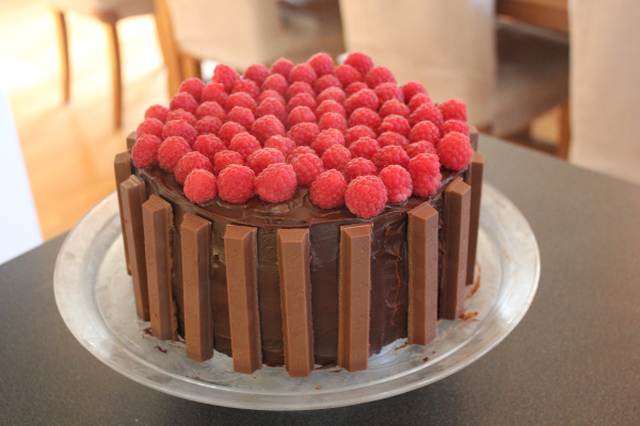 Kviklunsj kake med bringebær