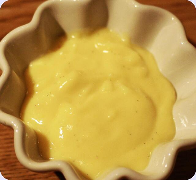 Hjemmelaget Vaniljekrem/Custard