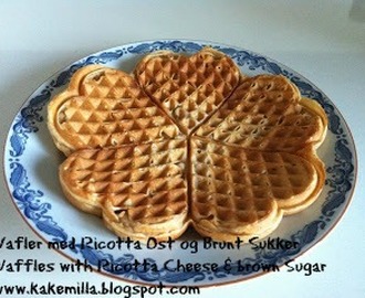 Vafler med Ricottaost & Brunt Sukker / Waffles with Ricotta Cheese & Brown Sugar