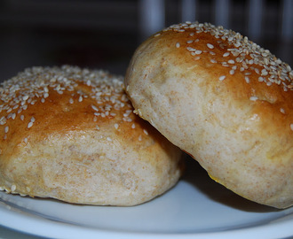 Halvgrove hamburgerbrød, nok en oppskrift