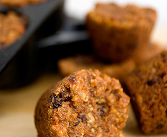 Veganske gulrot og eplemuffins