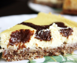 Chocolate swirl cheesecake