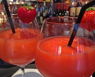 Frozen strawberry daiquiri