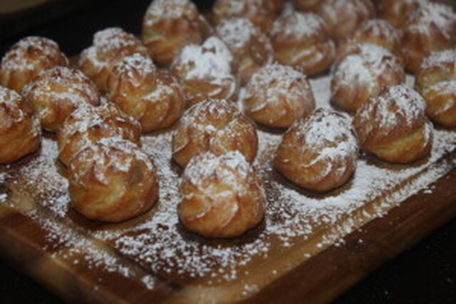 Chouquettes med sjokolade- vaniljekrem