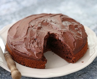 Fyldig sjokoladekake uten sukker