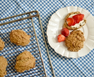 Grove scones med kokosmelk