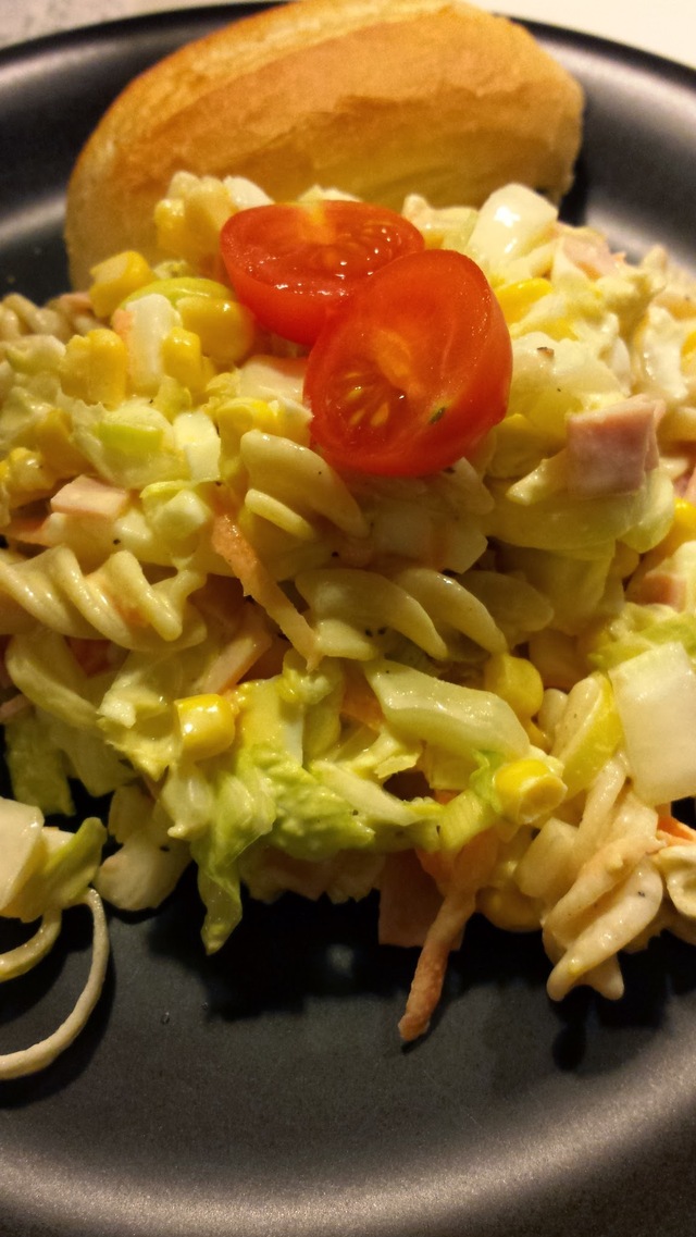 Kremet pastasalat