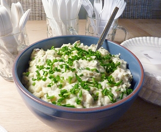 Potetsalat med egg og ansjos
