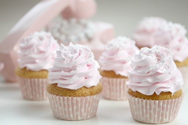 Fluffy Pure Vanilla Cupcake & Pink Whipped Vanilla Bean Frosting
