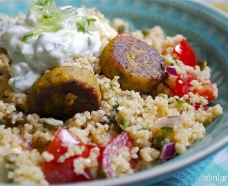 Falafel og couscoussalat med tzatziki