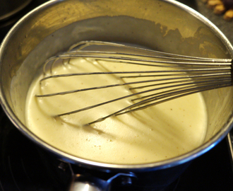 Oppskrift på enkel og allsidig hvit saus (lavkarbo og glutenfri)