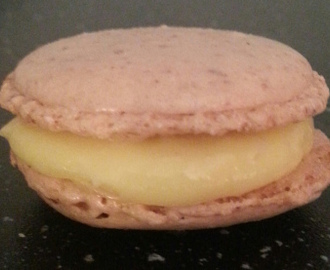 FRANSKE MACARON MED SMØRKREM