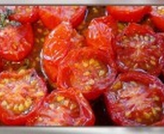 Tomater med pestofyll
