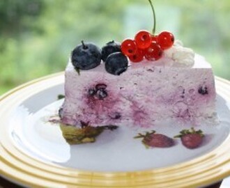 Hannes fødselsdagskake med blåbær og lime